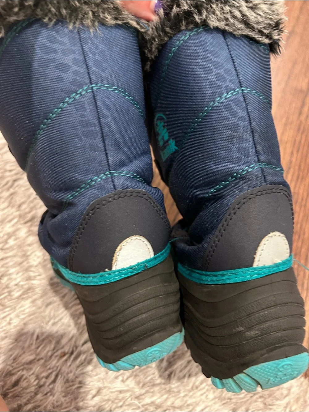 Kamik Kids Navy and Teal Winter Boot with Faux Fur Cuff size 2
